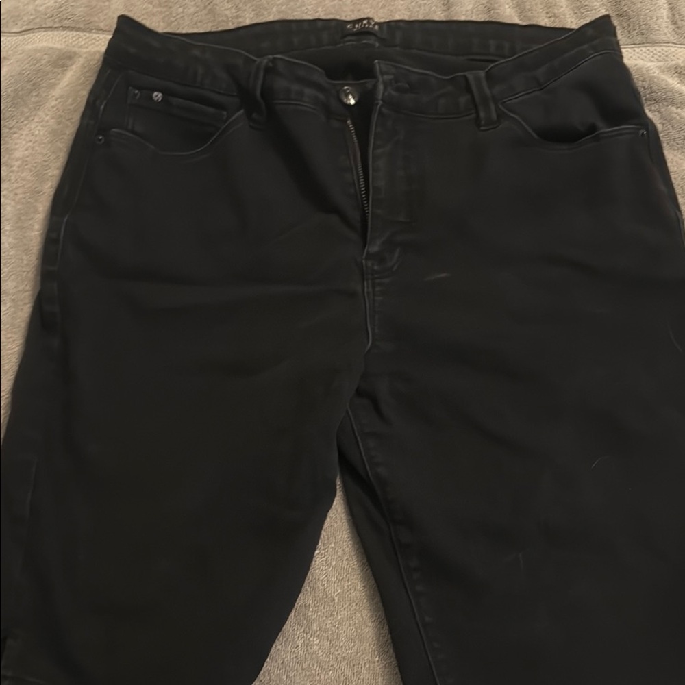 Women’s  Black walking  Jean shorts